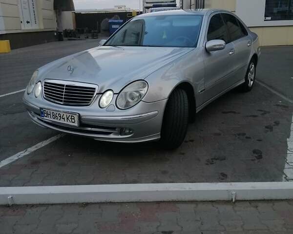 Сірий Мерседес Е-Клас, об'ємом двигуна 2.7 л та пробігом 409 тис. км за 7200 $, фото 1 на Automoto.ua