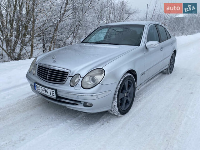 Сірий Мерседес Е-Клас, об'ємом двигуна 3.5 л та пробігом 250 тис. км за 7300 $, фото 1 на Automoto.ua