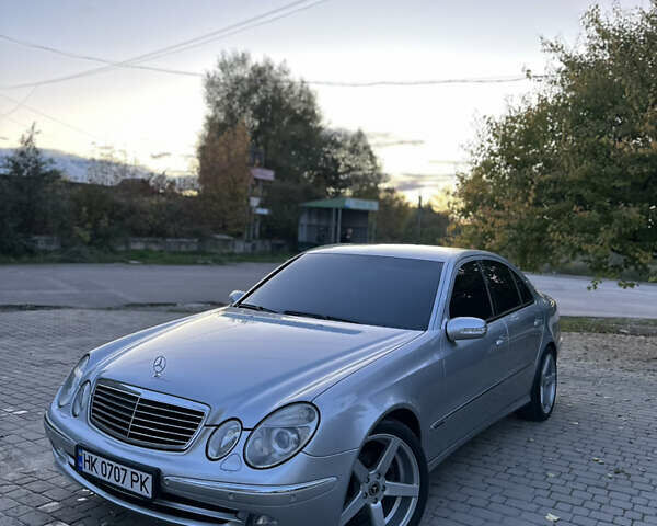 Сірий Мерседес Е-Клас, об'ємом двигуна 2.15 л та пробігом 370 тис. км за 8200 $, фото 1 на Automoto.ua