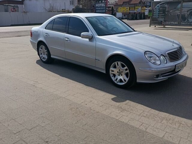 Сірий Мерседес Е-Клас, об'ємом двигуна 3 л та пробігом 343 тис. км за 7800 $, фото 1 на Automoto.ua