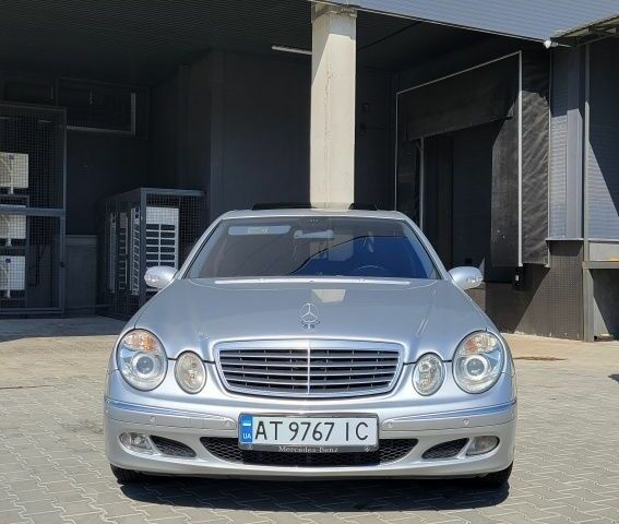 Сірий Мерседес Е-Клас, об'ємом двигуна 2.1 л та пробігом 549 тис. км за 7000 $, фото 1 на Automoto.ua