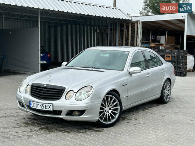 Сірий Мерседес Е-Клас, об'ємом двигуна 4 л та пробігом 320 тис. км за 6800 $, фото 1 на Automoto.ua