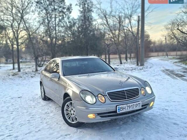 Сірий Мерседес Е-Клас, об'ємом двигуна 3.2 л та пробігом 500 тис. км за 6000 $, фото 1 на Automoto.ua