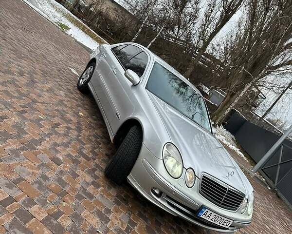 Сірий Мерседес Е-Клас, об'ємом двигуна 1.8 л та пробігом 268 тис. км за 6500 $, фото 1 на Automoto.ua