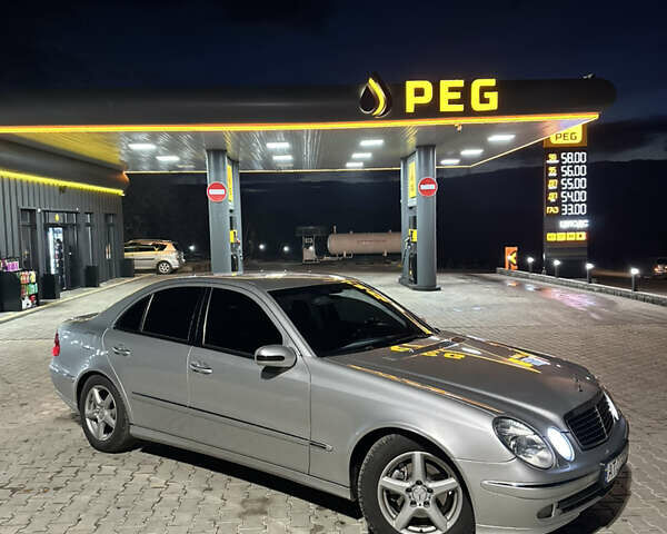 Серый Мерседес Е-Класс, объемом двигателя 3.22 л и пробегом 275 тыс. км за 8000 $, фото 1 на Automoto.ua