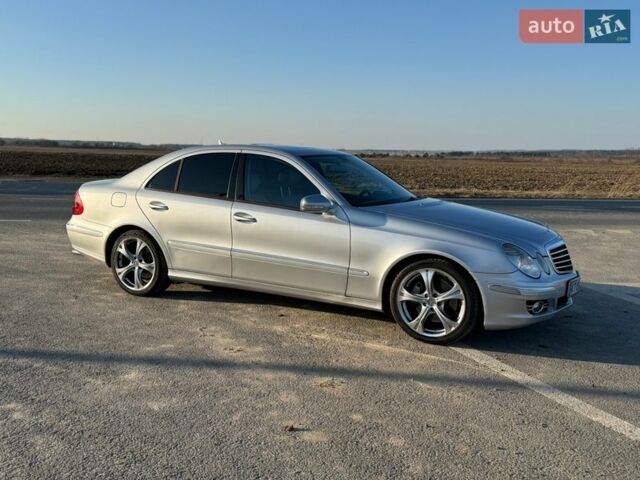 Сірий Мерседес Е-Клас, об'ємом двигуна 3.5 л та пробігом 322 тис. км за 5699 $, фото 1 на Automoto.ua