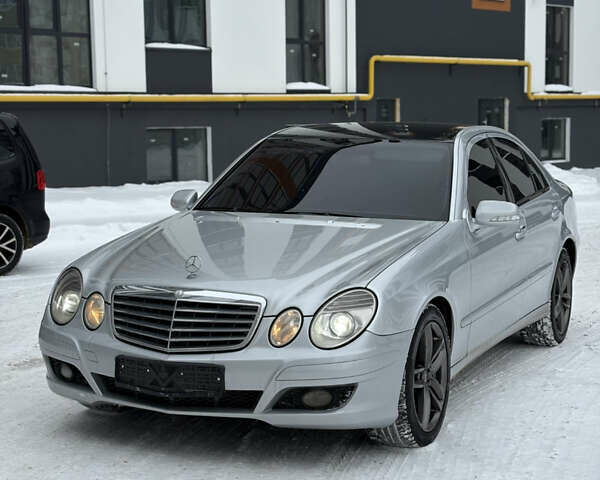 Сірий Мерседес Е-Клас, об'ємом двигуна 2.2 л та пробігом 461 тис. км за 7799 $, фото 1 на Automoto.ua