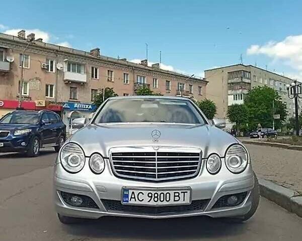 Сірий Мерседес Е-Клас, об'ємом двигуна 2.15 л та пробігом 318 тис. км за 8700 $, фото 1 на Automoto.ua