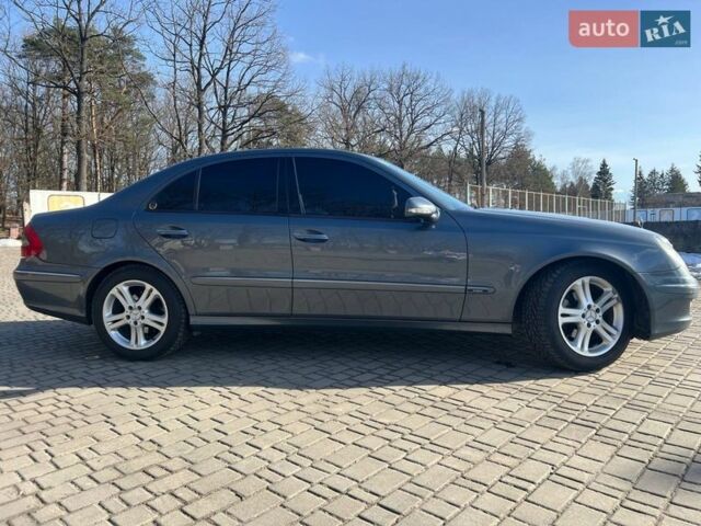 Сірий Мерседес Е-Клас, об'ємом двигуна 2.99 л та пробігом 366 тис. км за 10200 $, фото 1 на Automoto.ua