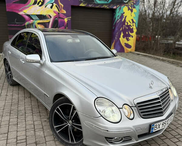 Сірий Мерседес Е-Клас, об'ємом двигуна 2.15 л та пробігом 325 тис. км за 7500 $, фото 1 на Automoto.ua