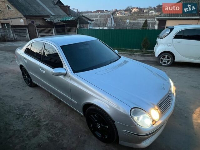 Сірий Мерседес Е-Клас, об'ємом двигуна 1.8 л та пробігом 376 тис. км за 4950 $, фото 1 на Automoto.ua