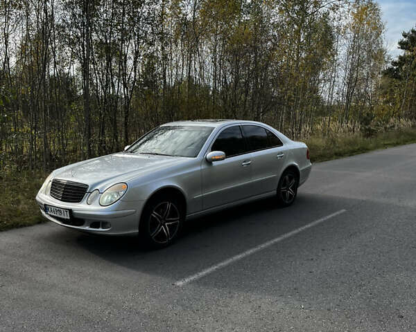 Мерседес Е-Клас 2006 у Камінь-Каширський на Automoto.ua Сірий Мерседес Е-Клас, об'ємом двигуна 2.15 л та пробігом 294 тис. км за 7200 $, фото 1 на Automoto.ua