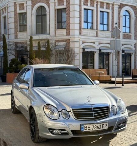 Сірий Мерседес Е-Клас, об'ємом двигуна 3 л та пробігом 347 тис. км за 9500 $, фото 1 на Automoto.ua