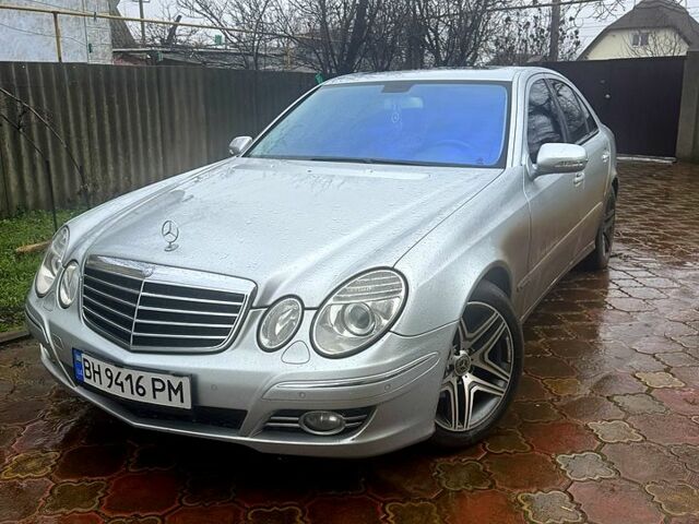 Сірий Мерседес Е-Клас, об'ємом двигуна 3 л та пробігом 31600 тис. км за 11000 $, фото 1 на Automoto.ua