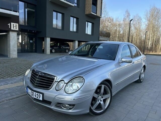 Сірий Мерседес Е-Клас, об'ємом двигуна 0 л та пробігом 255 тис. км за 2300 $, фото 1 на Automoto.ua