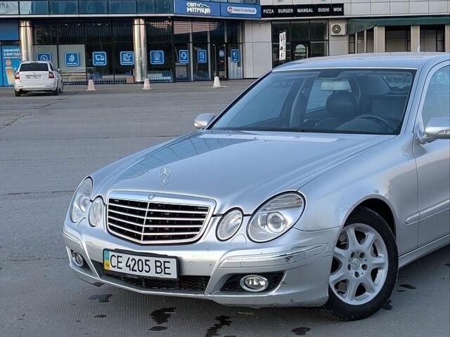 Сірий Мерседес Е-Клас, об'ємом двигуна 2.99 л та пробігом 192 тис. км за 6800 $, фото 1 на Automoto.ua