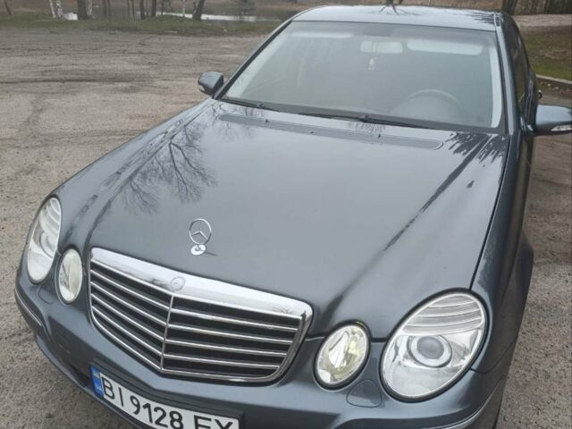 Сірий Мерседес Е-Клас, об'ємом двигуна 3 л та пробігом 270 тис. км за 9364 $, фото 1 на Automoto.ua