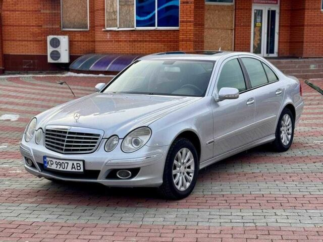 Серый Мерседес Е-Класс, объемом двигателя 2.1 л и пробегом 404 тыс. км за 7350 $, фото 1 на Automoto.ua