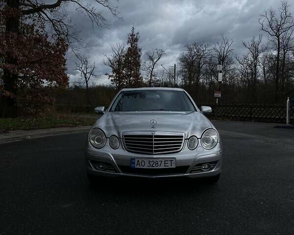 Серый Мерседес Е-Класс, объемом двигателя 2.15 л и пробегом 323 тыс. км за 7900 $, фото 1 на Automoto.ua