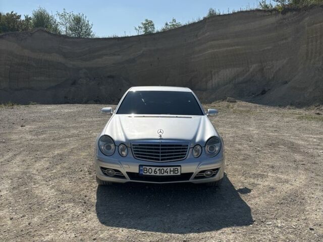 Сірий Мерседес Е-Клас, об'ємом двигуна 2.1 л та пробігом 372 тис. км за 8515 $, фото 1 на Automoto.ua