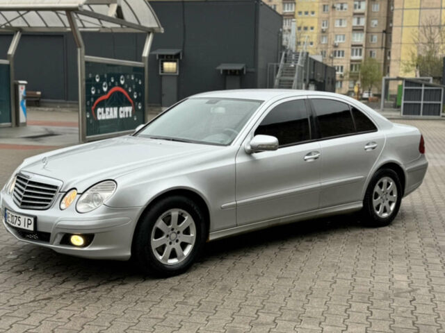Сірий Мерседес Е-Клас, об'ємом двигуна 2.2 л та пробігом 344 тис. км за 9900 $, фото 1 на Automoto.ua