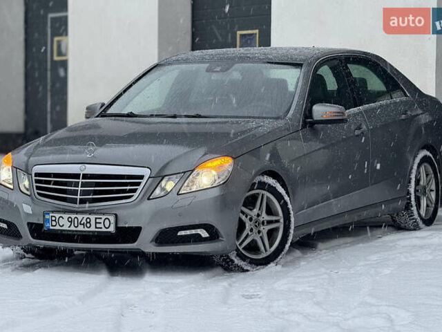 Сірий Мерседес Е-Клас, об'ємом двигуна 3 л та пробігом 460 тис. км за 12600 $, фото 1 на Automoto.ua