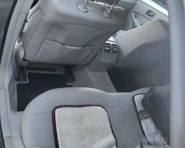 Сірий Мерседес Е-Клас, об'ємом двигуна 2.1 л та пробігом 187 тис. км за 11200 $, фото 1 на Automoto.ua