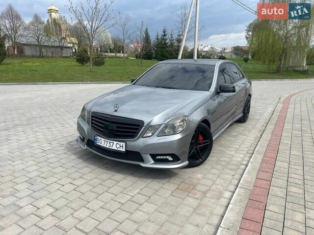 Сірий Мерседес Е-Клас, об'ємом двигуна 2.14 л та пробігом 312 тис. км за 12500 $, фото 1 на Automoto.ua