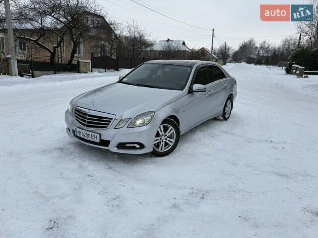 Серый Мерседес Е-Класс, объемом двигателя 2.14 л и пробегом 226 тыс. км за 11200 $, фото 1 на Automoto.ua