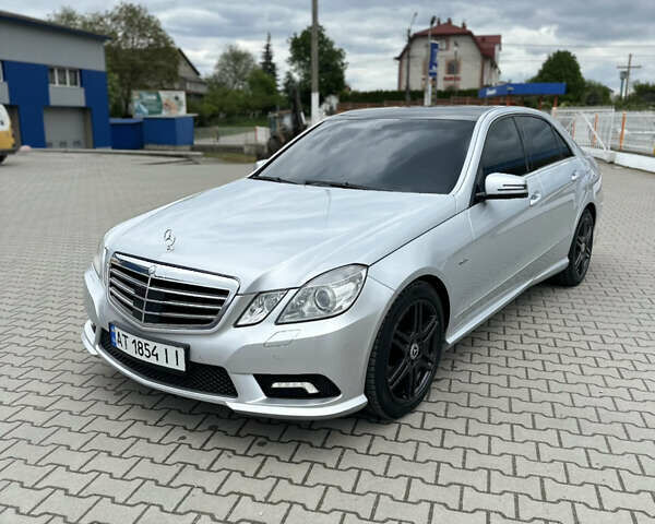 Сірий Мерседес Е-Клас, об'ємом двигуна 3 л та пробігом 434 тис. км за 13000 $, фото 1 на Automoto.ua