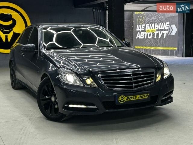 Серый Мерседес Е-Класс, объемом двигателя 2.14 л и пробегом 245 тыс. км за 11700 $, фото 1 на Automoto.ua