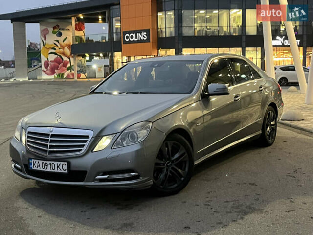 Сірий Мерседес Е-Клас, об'ємом двигуна 2.14 л та пробігом 288 тис. км за 10990 $, фото 1 на Automoto.ua