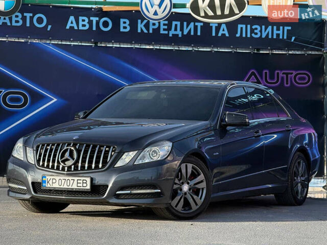 Серый Мерседес Е-Класс, объемом двигателя 2.2 л и пробегом 190 тыс. км за 13500 $, фото 1 на Automoto.ua