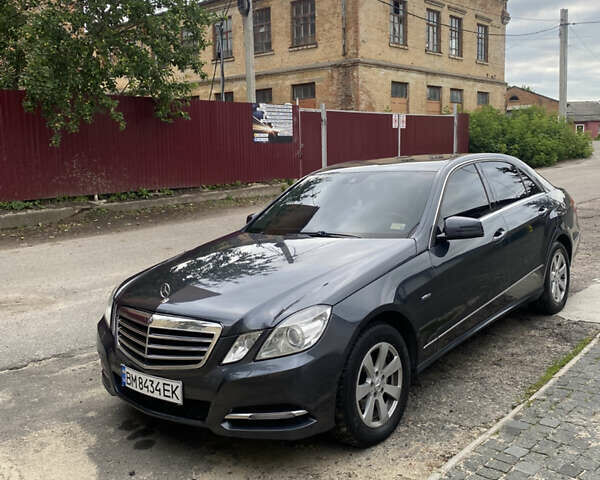 Сірий Мерседес Е-Клас, об'ємом двигуна 2.14 л та пробігом 300 тис. км за 11000 $, фото 1 на Automoto.ua