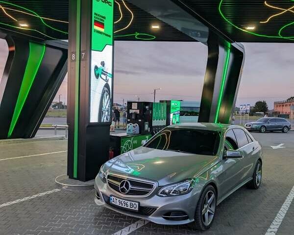 Сірий Мерседес Е-Клас, об'ємом двигуна 2.2 л та пробігом 221 тис. км за 18250 $, фото 1 на Automoto.ua