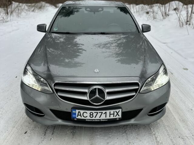 Сірий Мерседес Е-Клас, об'ємом двигуна 2.2 л та пробігом 327 тис. км за 16900 $, фото 1 на Automoto.ua