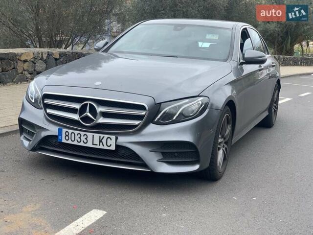 Серый Мерседес Е-Класс, объемом двигателя 1.95 л и пробегом 140 тыс. км за 18536 $, фото 1 на Automoto.ua
