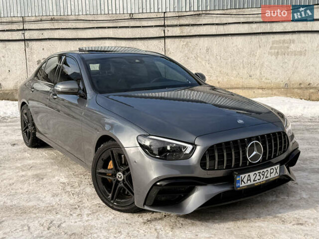 Сірий Мерседес Е-Клас, об'ємом двигуна 1.99 л та пробігом 108 тис. км за 32000 $, фото 1 на Automoto.ua