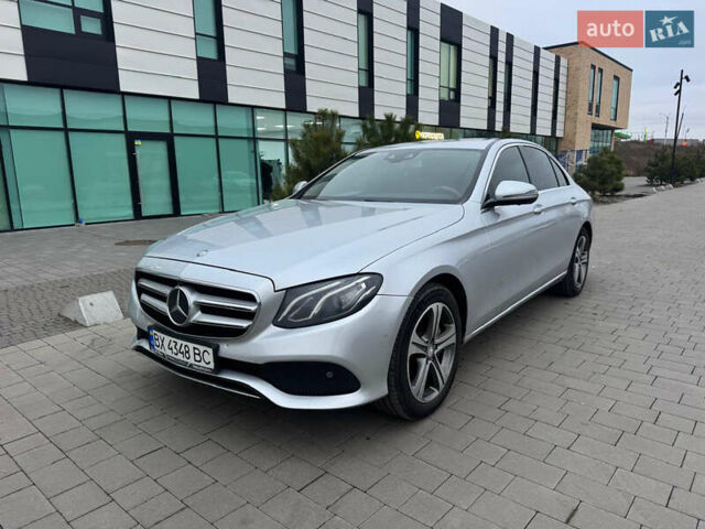 Сірий Мерседес Е-Клас, об'ємом двигуна 1.95 л та пробігом 380 тис. км за 21000 $, фото 1 на Automoto.ua