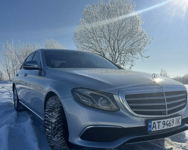 Серый Мерседес Е-Класс, объемом двигателя 1.95 л и пробегом 251 тыс. км за 25500 $, фото 1 на Automoto.ua