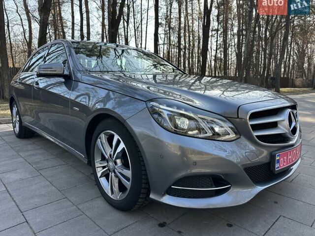 Серый Мерседес Е-Класс, объемом двигателя 0 л и пробегом 217 тыс. км за 18800 $, фото 1 на Automoto.ua