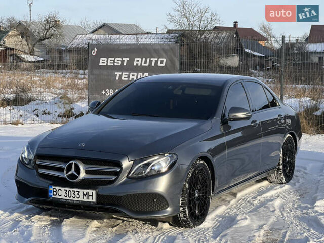 Сірий Мерседес Е-Клас, об'ємом двигуна 1.95 л та пробігом 333 тис. км за 27950 $, фото 1 на Automoto.ua