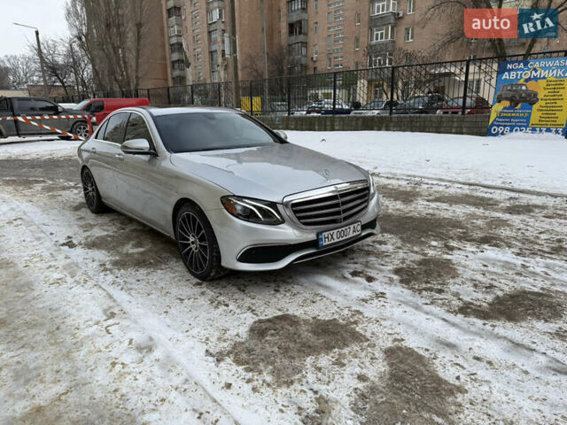Сірий Мерседес Е-Клас, об'ємом двигуна 1.99 л та пробігом 76 тис. км за 32000 $, фото 1 на Automoto.ua
