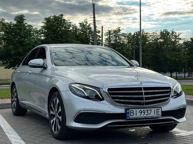 Сірий Мерседес Е-Клас, об'ємом двигуна 1.99 л та пробігом 76 тис. км за 37500 $, фото 1 на Automoto.ua