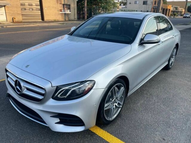 Серый Мерседес Е-Класс, объемом двигателя 2 л и пробегом 103 тыс. км за 22500 $, фото 1 на Automoto.ua