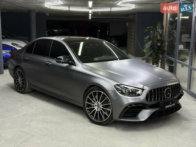 Серый Мерседес Е-Класс, объемом двигателя 2.93 л и пробегом 133 тыс. км за 41500 $, фото 1 на Automoto.ua