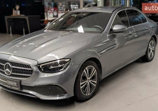 Серый Мерседес Е-Класс, объемом двигателя 1.95 л и пробегом 192 тыс. км за 39129 $, фото 1 на Automoto.ua