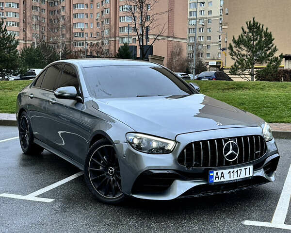 Серый Мерседес Е-Класс, объемом двигателя 2 л и пробегом 77 тыс. км за 38999 $, фото 1 на Automoto.ua