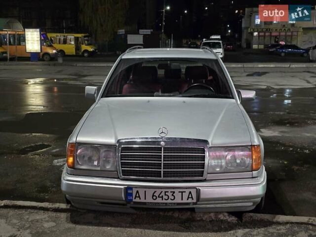 Серый Мерседес Е-Класс, объемом двигателя 2.8 л и пробегом 488 тыс. км за 4000 $, фото 1 на Automoto.ua