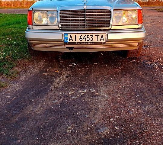 Серый Мерседес Е-Класс, объемом двигателя 2.8 л и пробегом 488 тыс. км за 3800 $, фото 1 на Automoto.ua